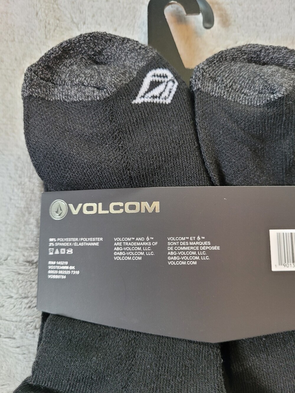 8-Pairs Volcom Mens Size 6-12 Cushioned Quarter Socks Black White Gray - Picture 7 of 10